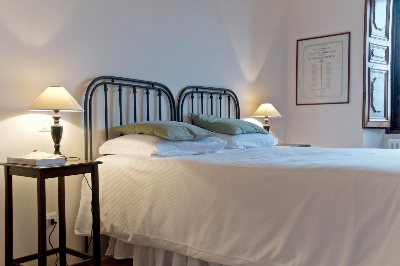 Casa Rosati Hotel Fontecchio ภายนอก รูปภาพ