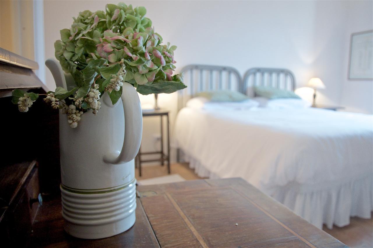Casa Rosati Hotel Fontecchio ภายนอก รูปภาพ