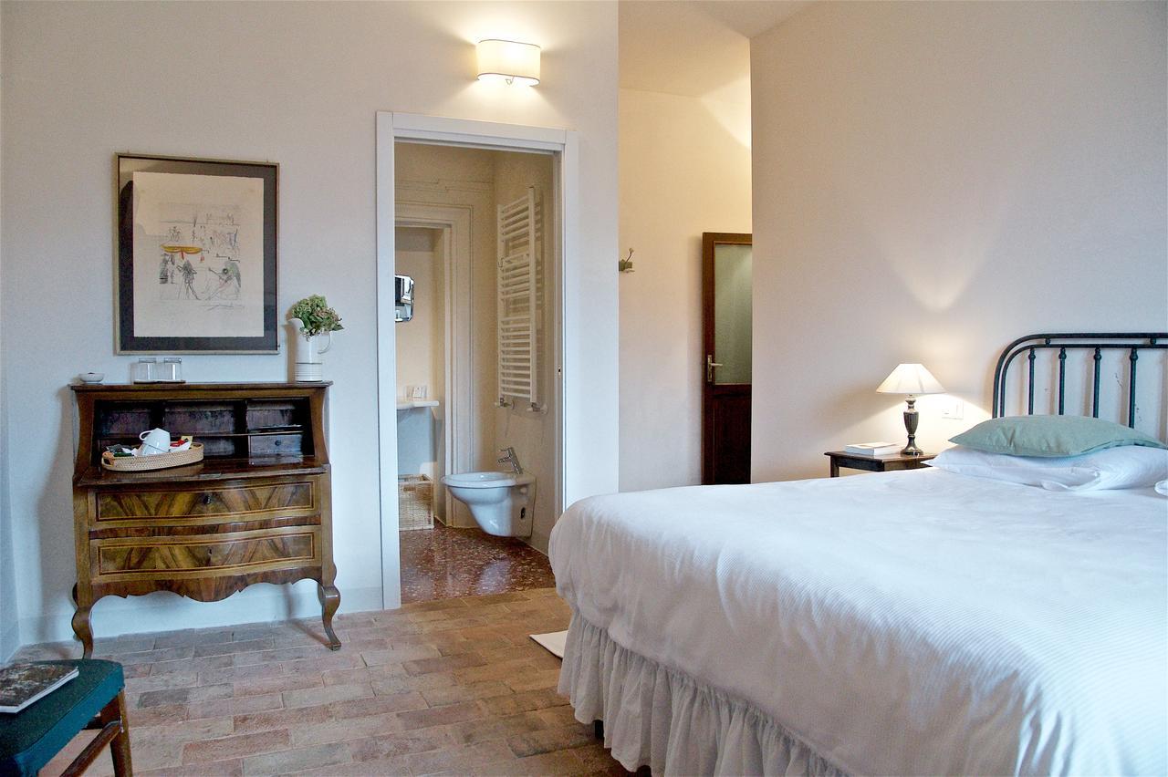Casa Rosati Hotel Fontecchio ภายนอก รูปภาพ