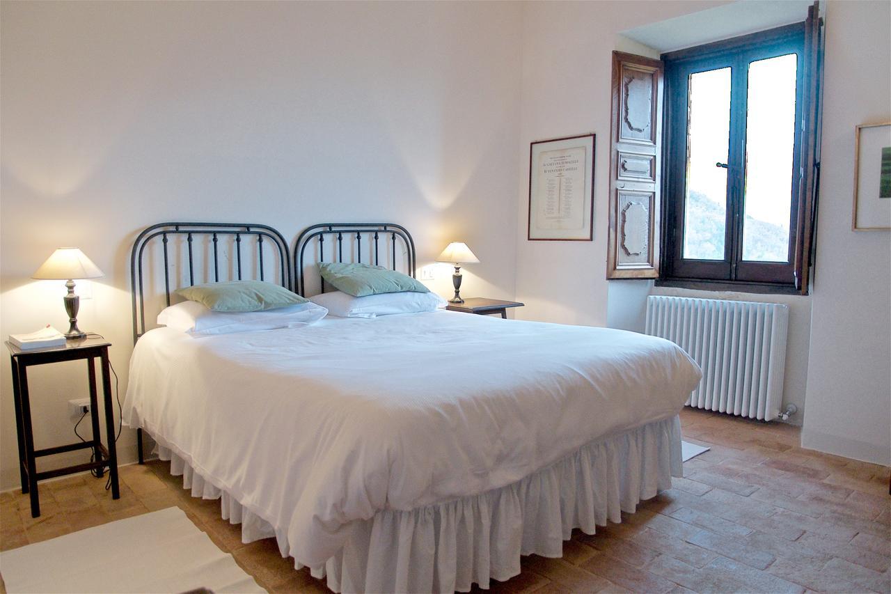 Casa Rosati Hotel Fontecchio ภายนอก รูปภาพ