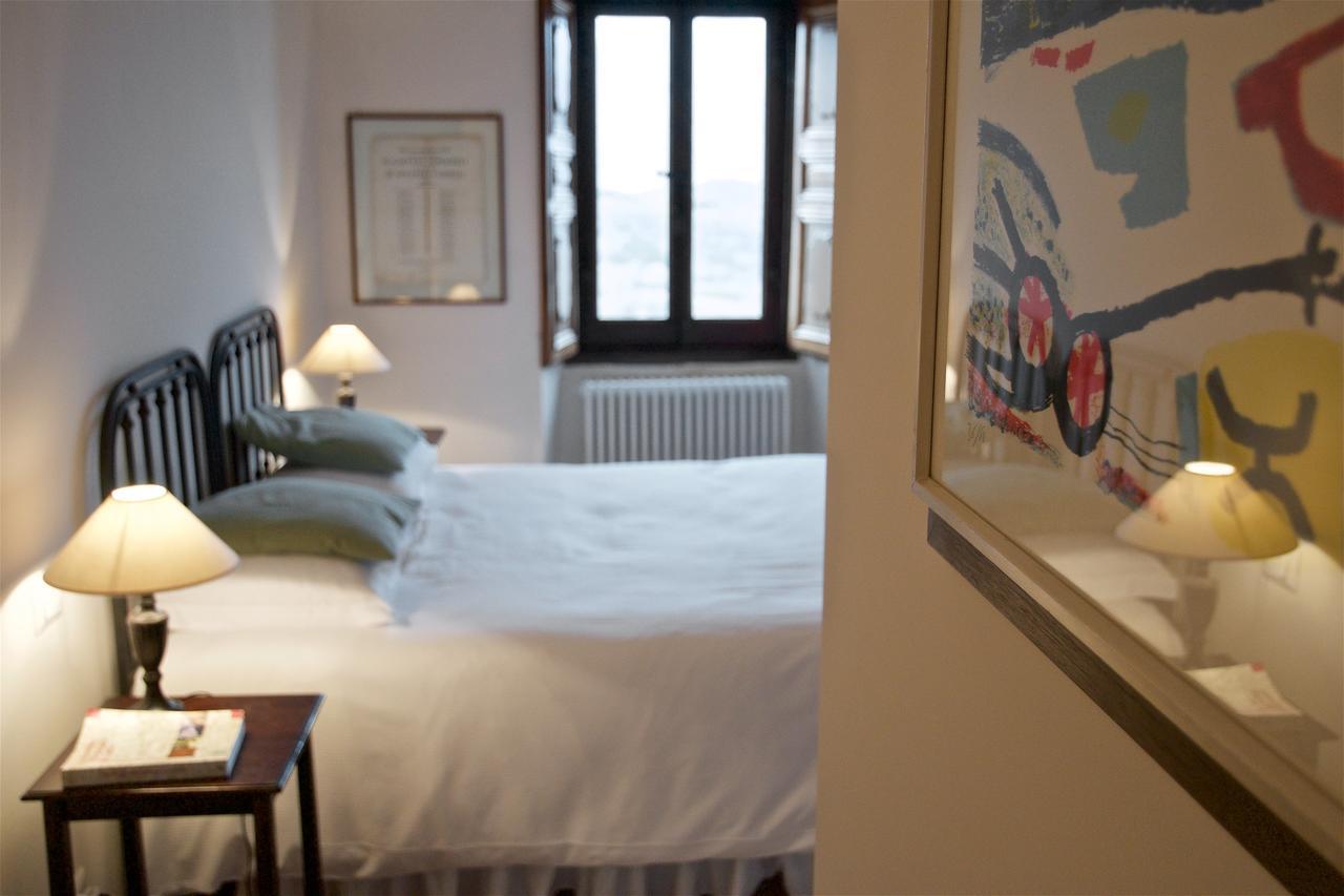 Casa Rosati Hotel Fontecchio ภายนอก รูปภาพ