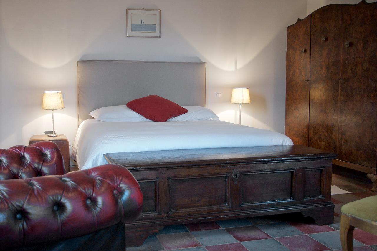 Casa Rosati Hotel Fontecchio ภายนอก รูปภาพ